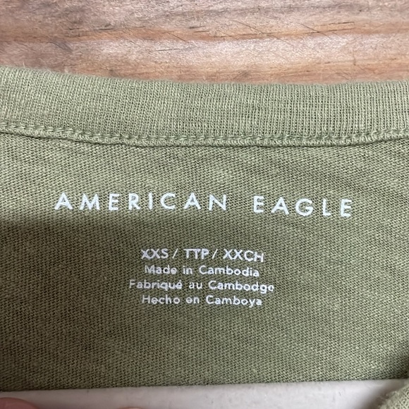 American Eagle Outfitters size XXS Green Flutter Sleeve Soft Relaxed Fit T-shirt - Picture 2 of 6